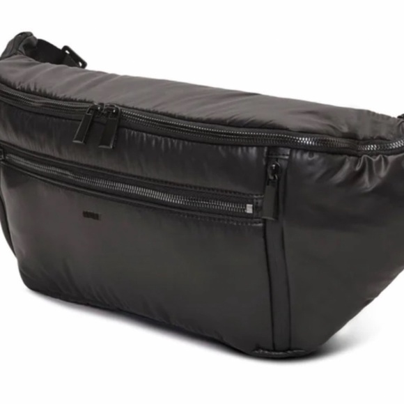 ✨NEW!✨Free People x Caraa Sling Bag Black Mesh - Picture 2 of 5